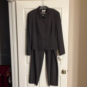 Talbots Pantsuit - Olive Green Size 16 - NWT